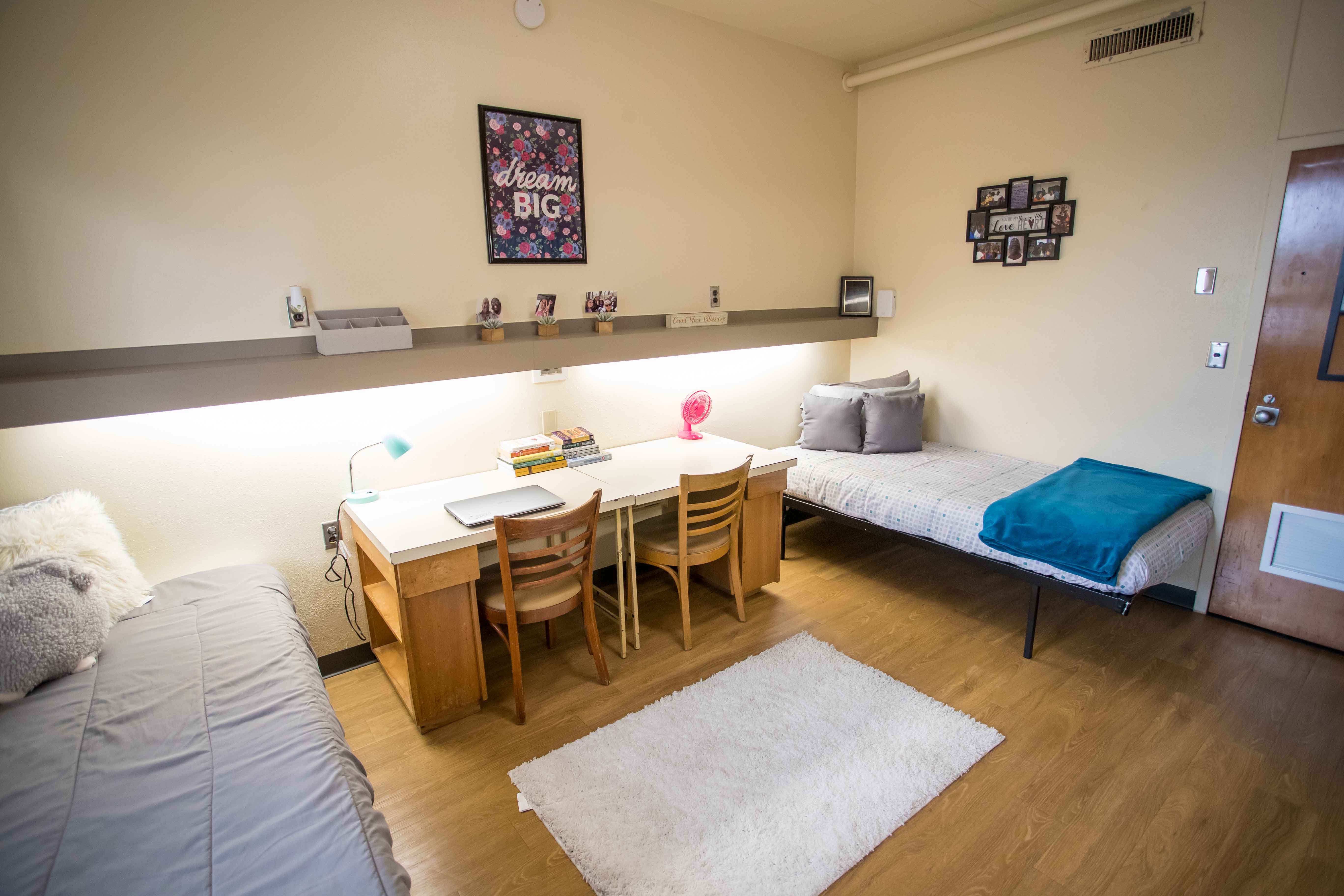 Parker Hall Decorated Room