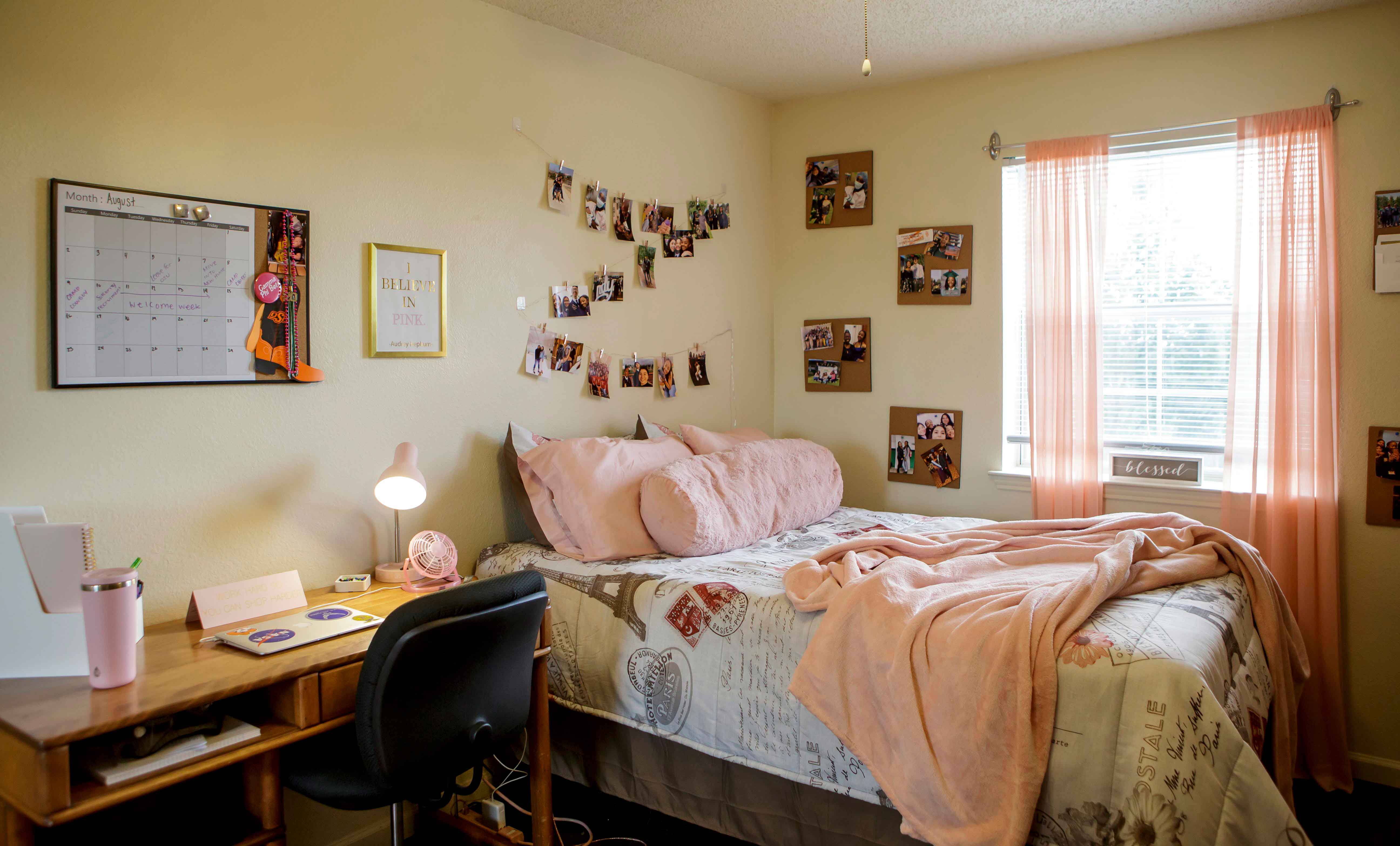 McPherson Hall bedroom